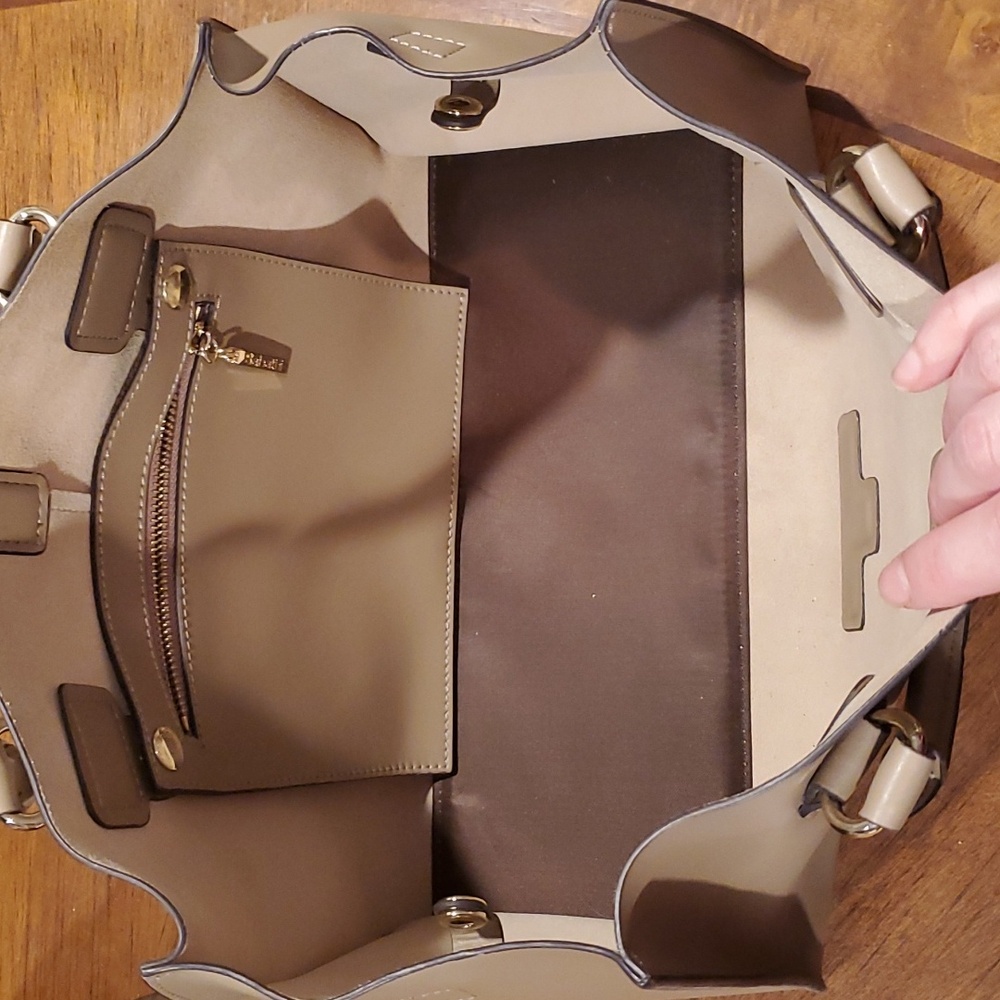 NEW Cristina Sabatini taupe leather bag - Picture 9 of 11